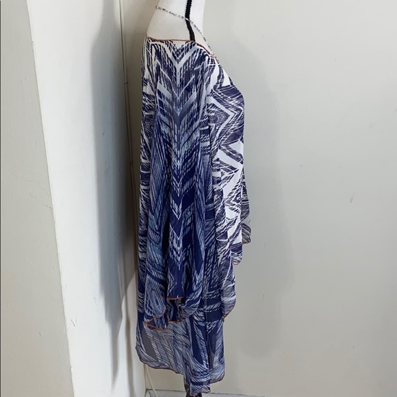 Pretty high low shawl - Picture 4 of 5